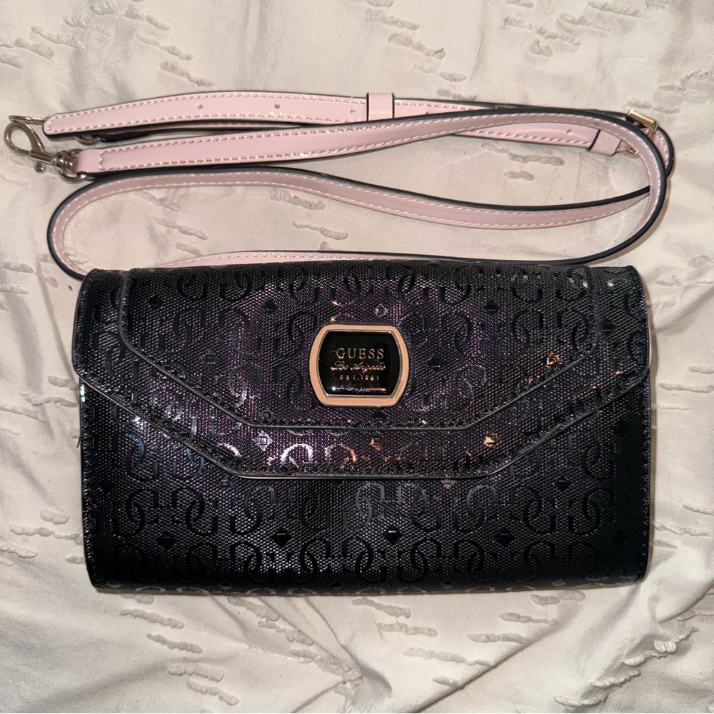 GUESS Black clutch pink adjustable strap purse